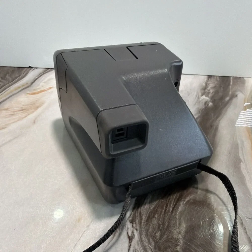 Vintage Polaroid OneStep Closeup 600 Instant Film Camera-Tested/Working W/Strap